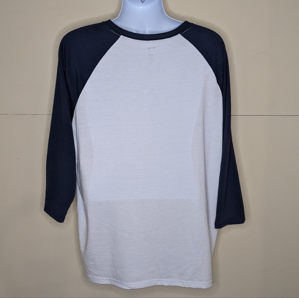 Oakley Baseball Tee White, Blue, and Orange Mens XXL - Picture 2 of 4